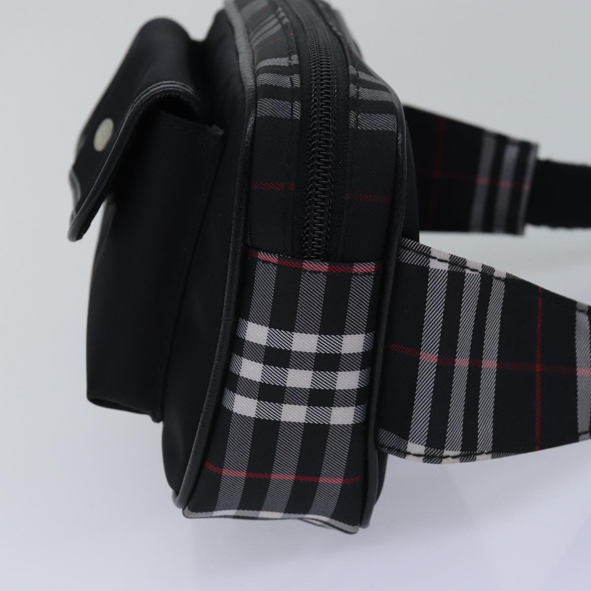 BURBERRY Nova Check Shoulder Bag