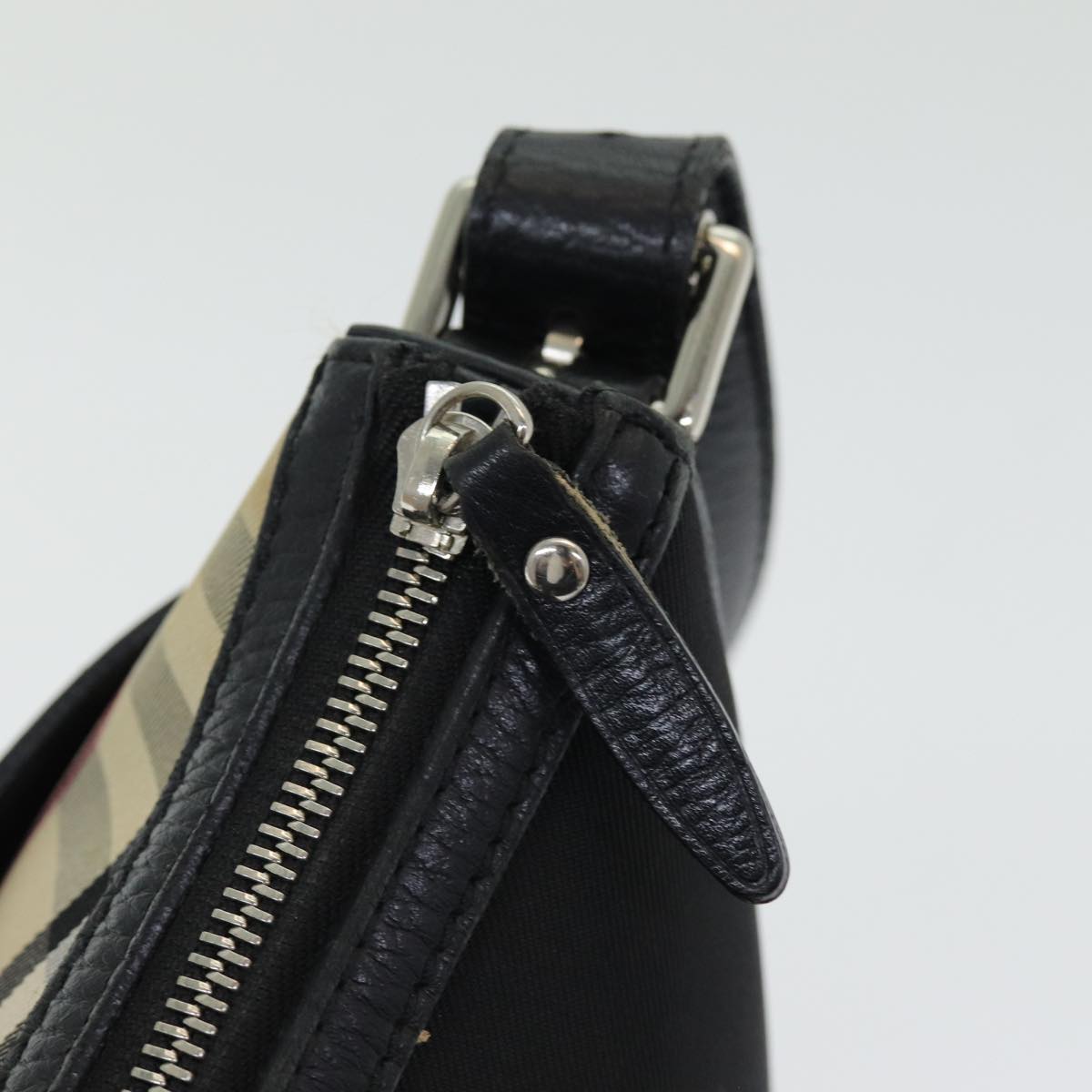 BURBERRY Nova Check Shoulder Bag