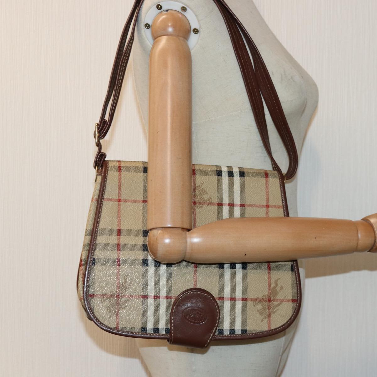 BURBERRY Nova Check Shoulder Bag