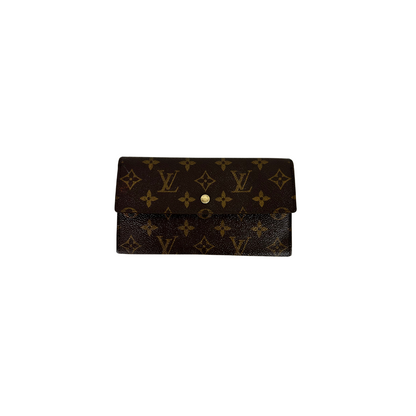 Louis Vuitton Wallet International in Monogram Canvas