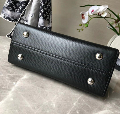 Louis Vuitton Grenelle MM Epi Leather Noir