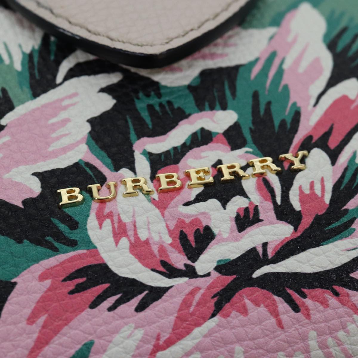 BURBERRY Handbag