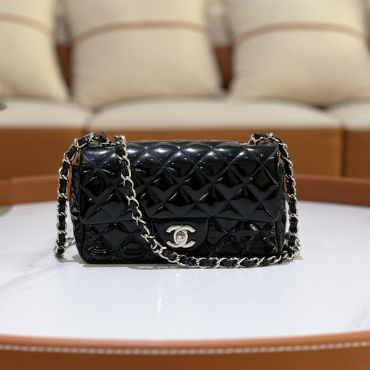 CHANEL CLASSIC FLAP MINI