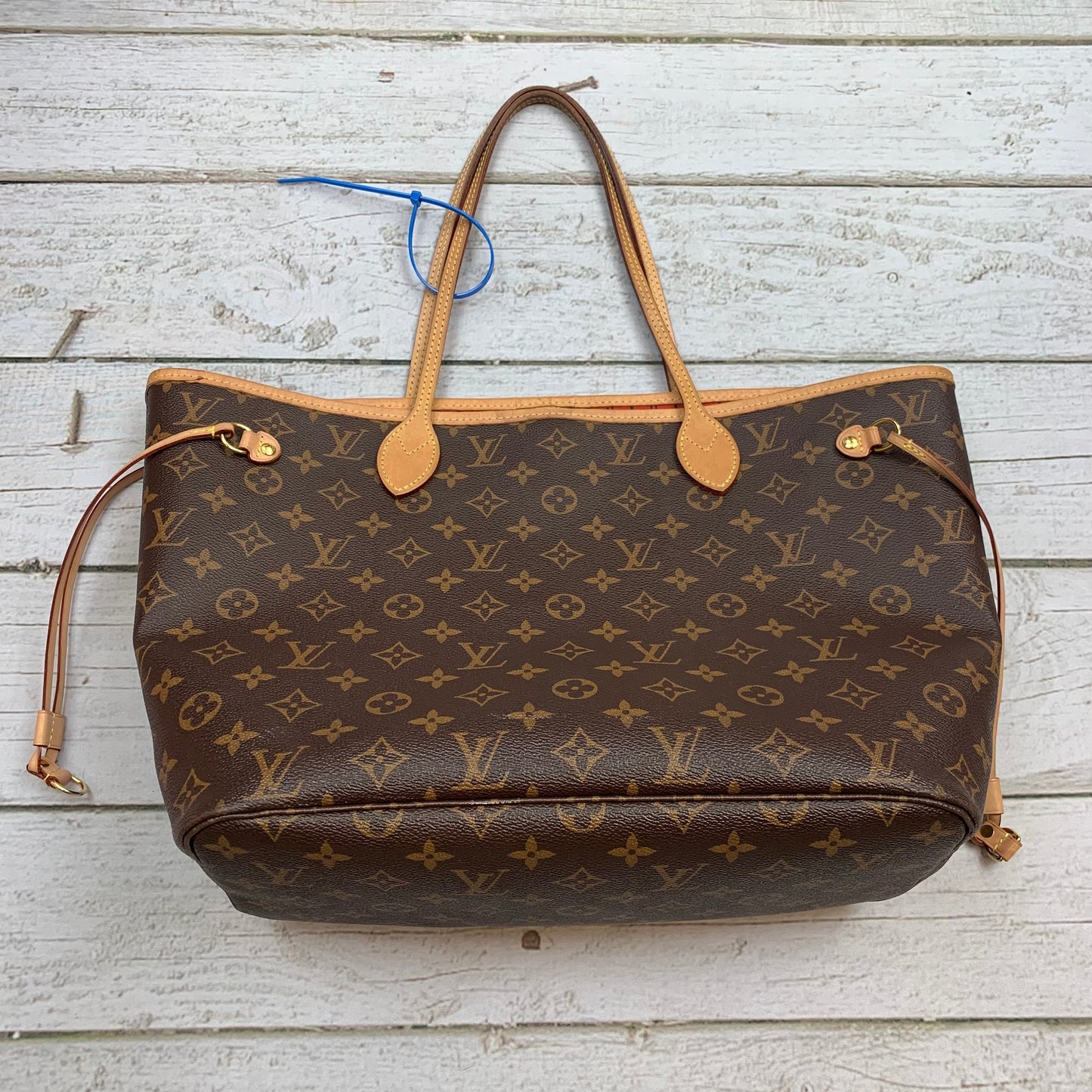 Handbag Luxury Designer By Louis Vuitton  Size: Large