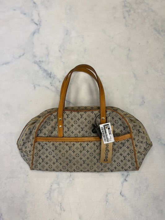 Handbag Luxury Designer By Louis Vuitton  Size: Medium