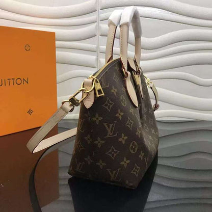 The Franco Shops - Louis Vuittons  - 12080