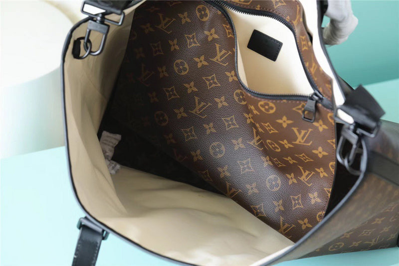 Franco Shops - Louis Vuittons  - 9807