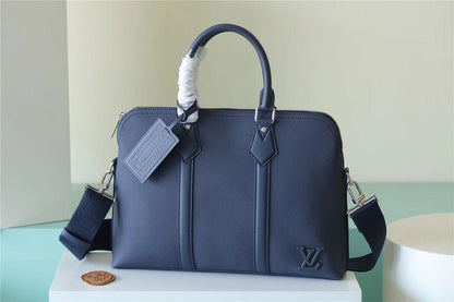 Franco Shops - Louis Vuittons  - 9797