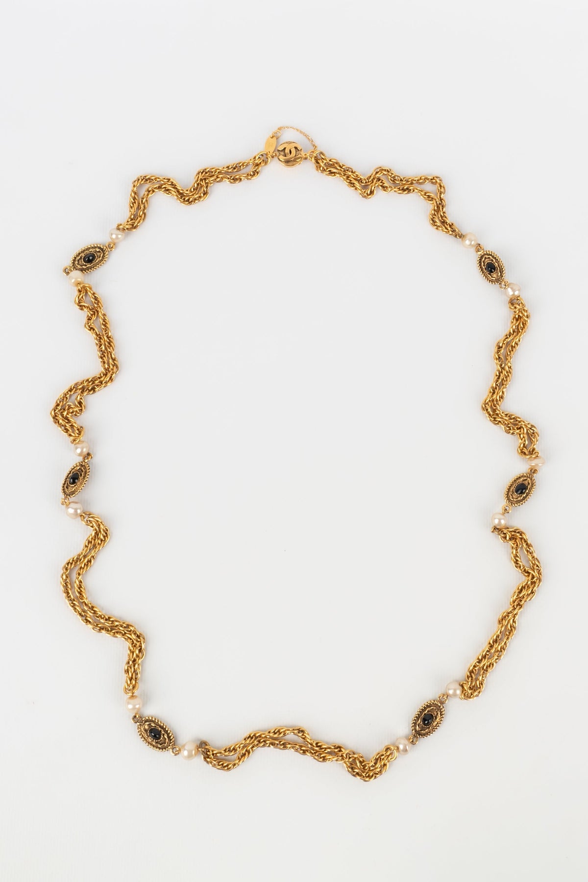 Collier / sautoir Chanel 1982