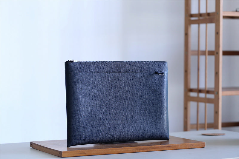 Franco Shops - Louis Vuittons  - 11102