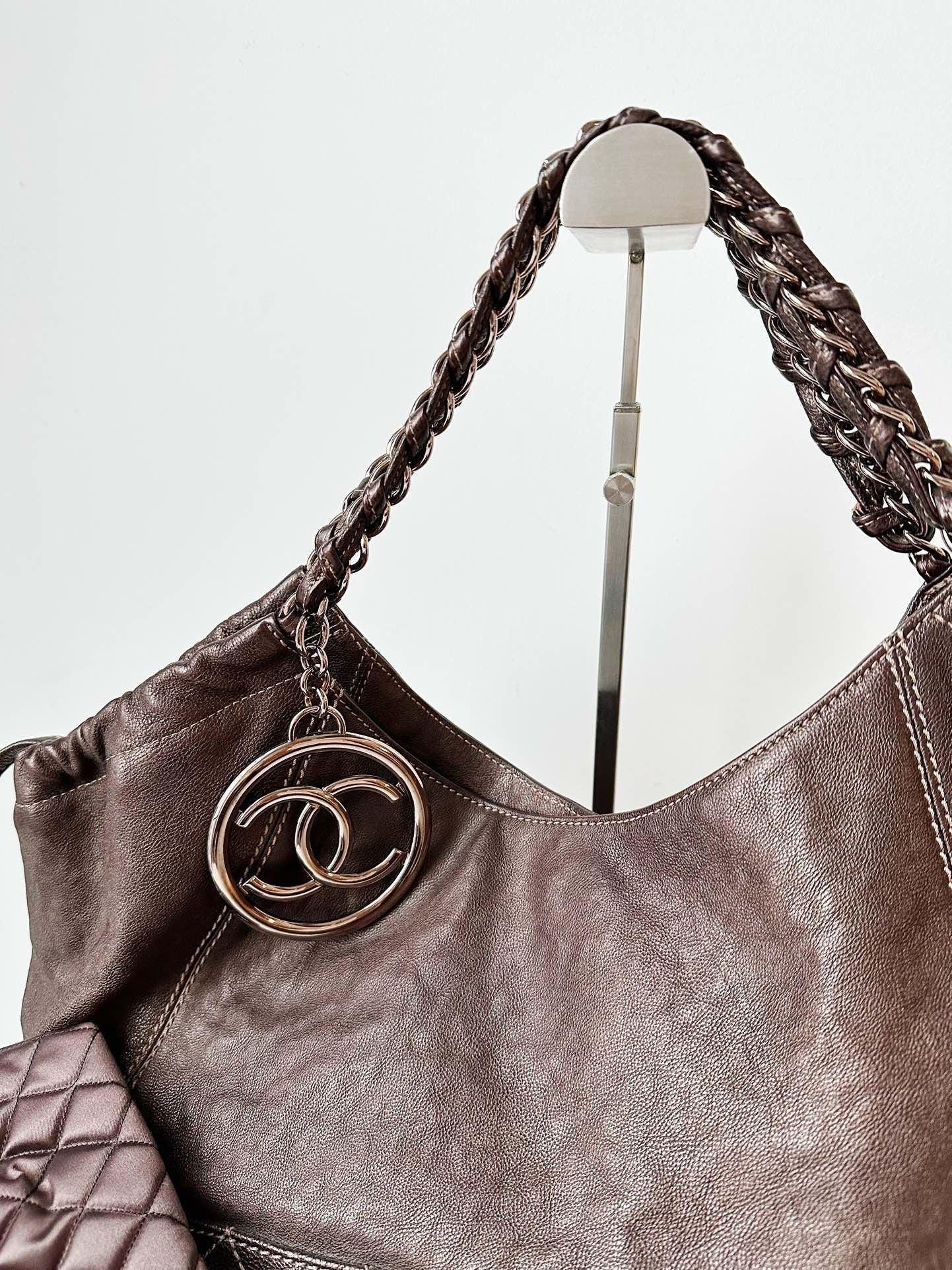 Vintage Chanel bag brown xcm