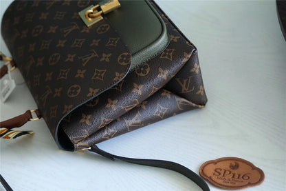 The Franco Shops - Louis Vuittons  - 7852