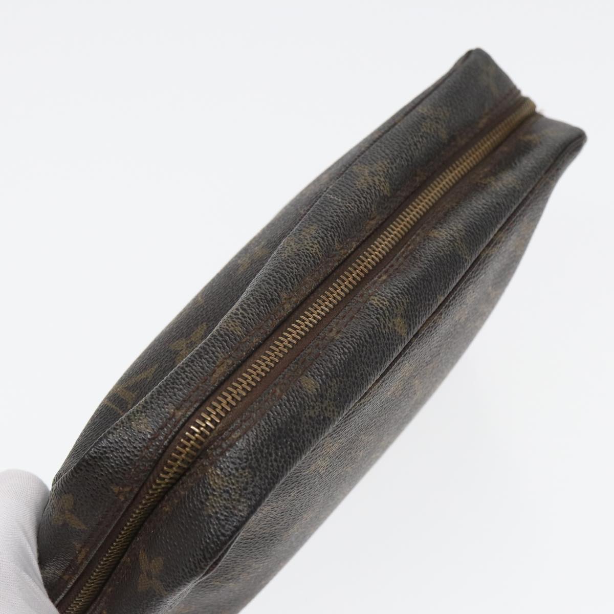 LOUIS VUITTON Trousse de Toilette Clutch Bag