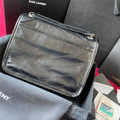 Yves Saint Laurent - Bags