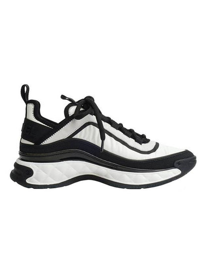CC Logo Mixed Fiber Low Top Sneakers Black White Chanel