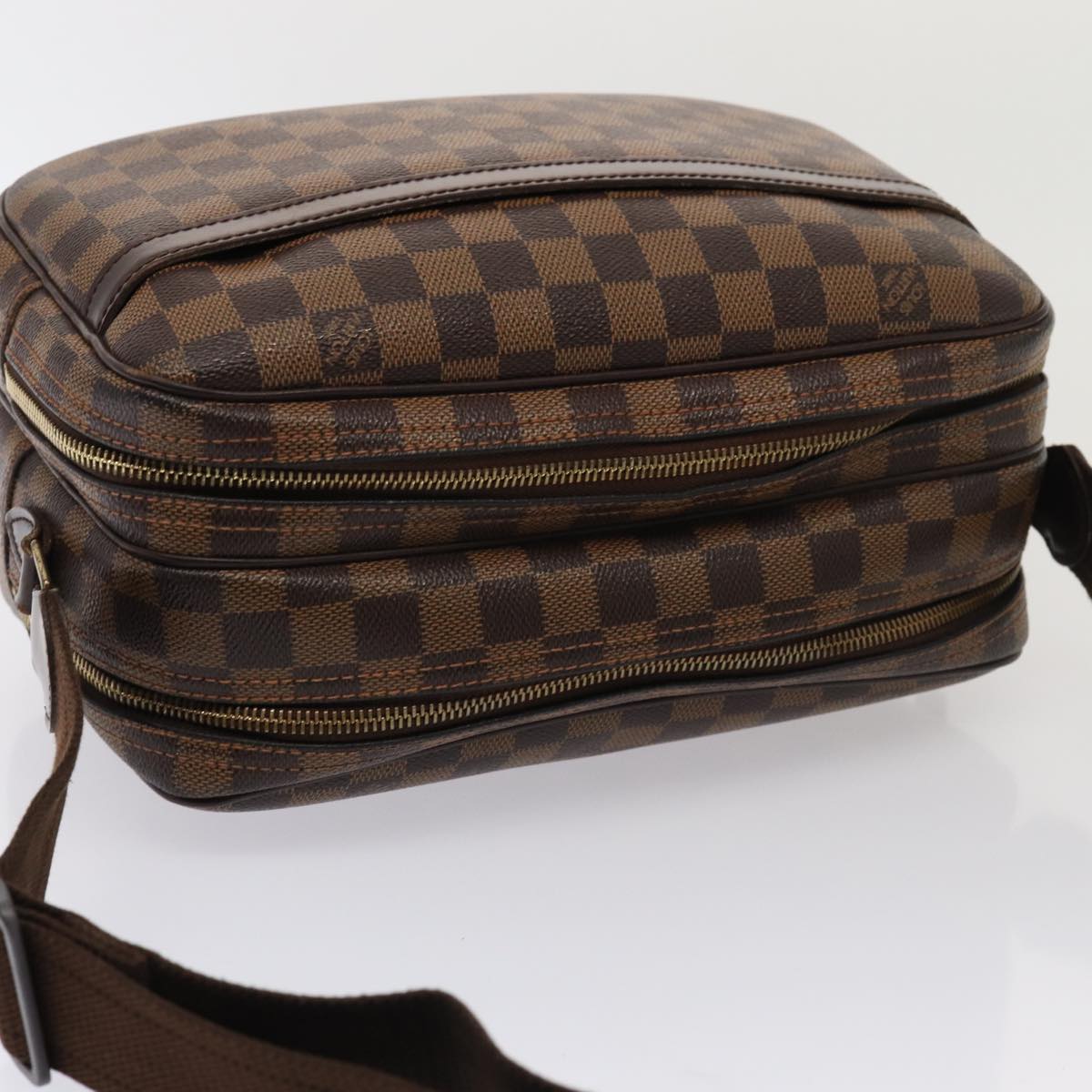 LOUIS VUITTON Reporter Shoulder Bag