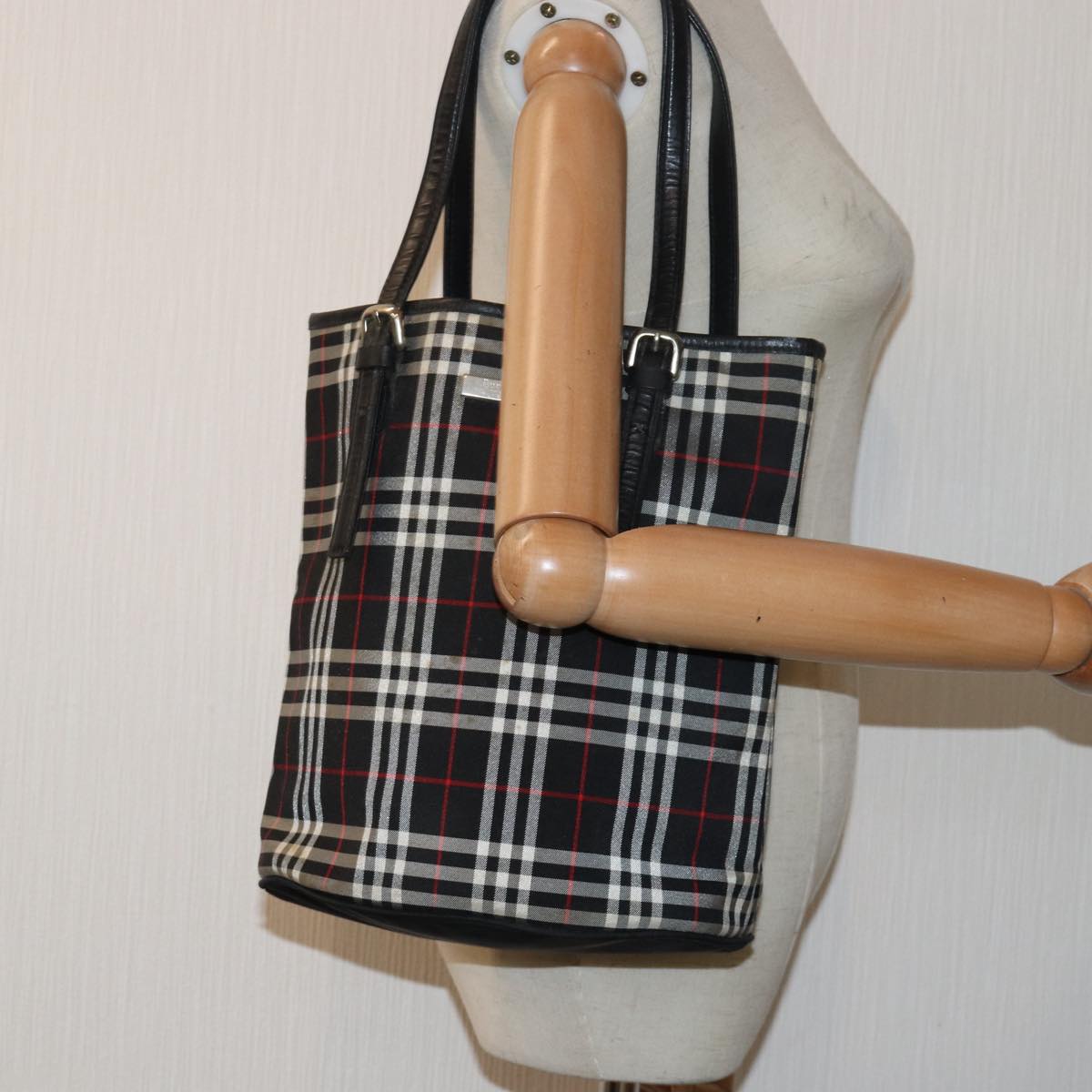 BURBERRY Nova Check Tote