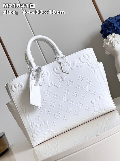 Franco Shops - Louis Vuittons  - 15439