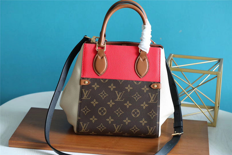 The Franco Shops - Louis Vuittons  - 7759