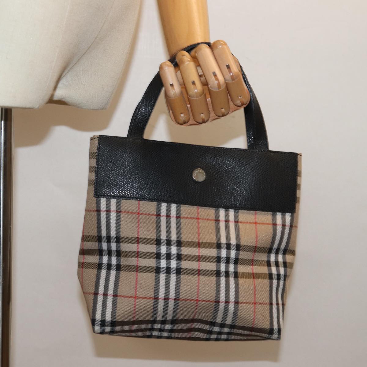 BURBERRY Nova Check Handbag