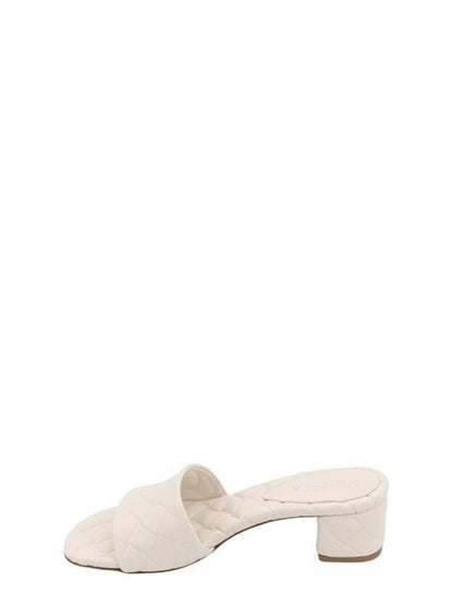 Luxury Bottega Veneta Amy Intrecciato Motif Leather Mule Heel String