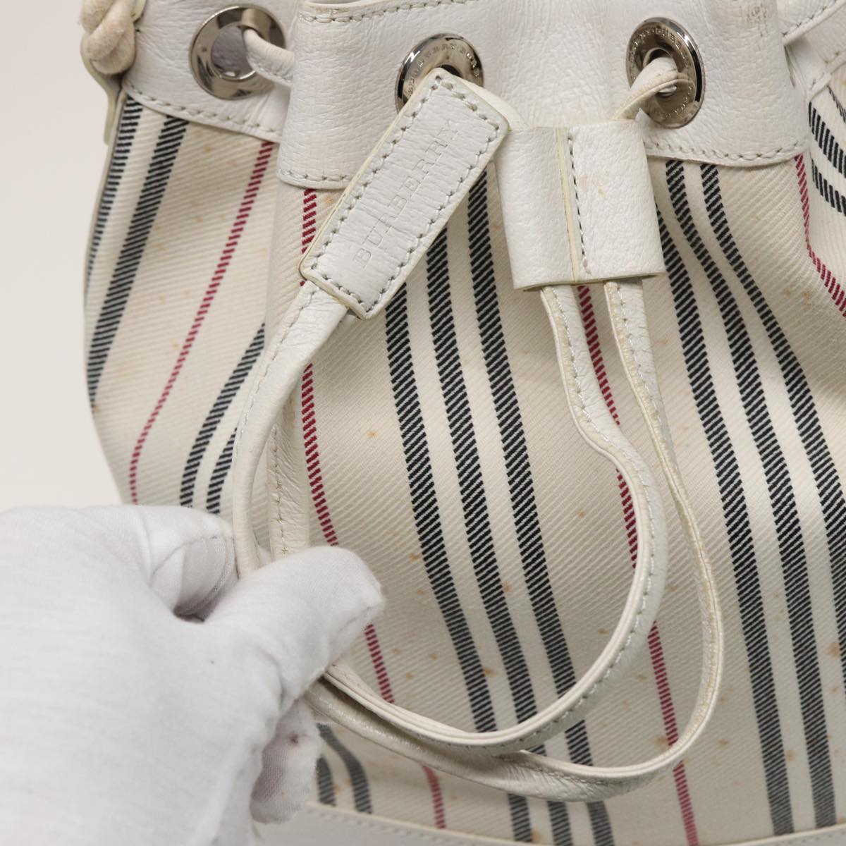 BURBERRY Nova Check Shoulder Bag