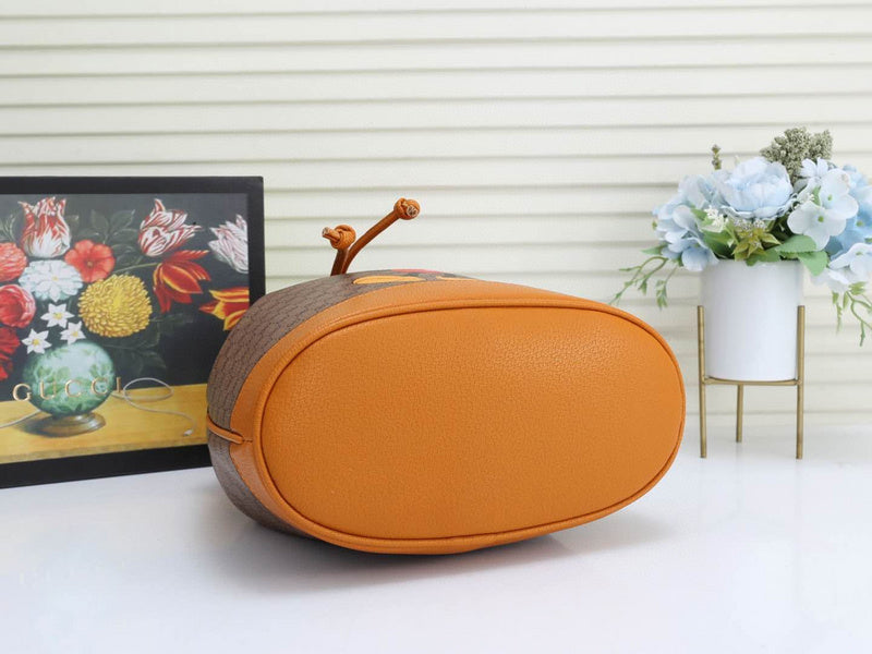 Gucci Bags - The Tote   773