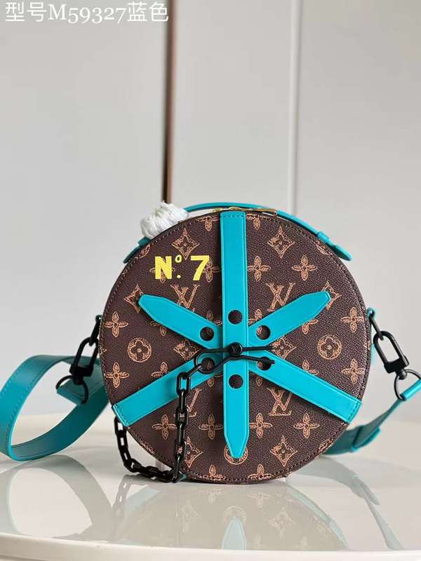 The Franco Shops - Louis Vuittons  - 12072