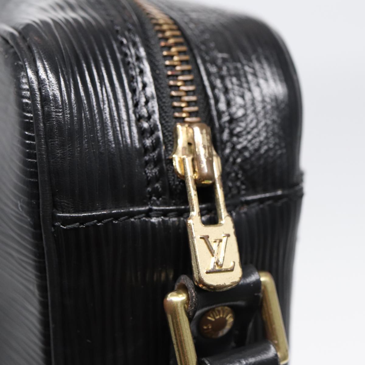 LOUIS VUITTON Trocadero Shoulder Bag