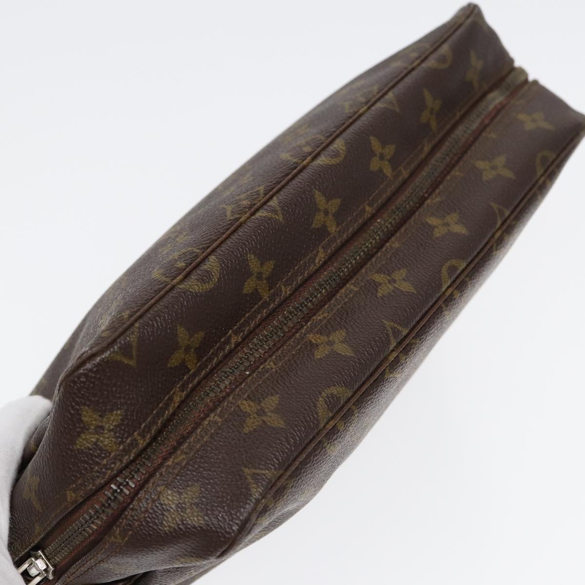 LOUIS VUITTON Trousse de Toilette Clutch Bag