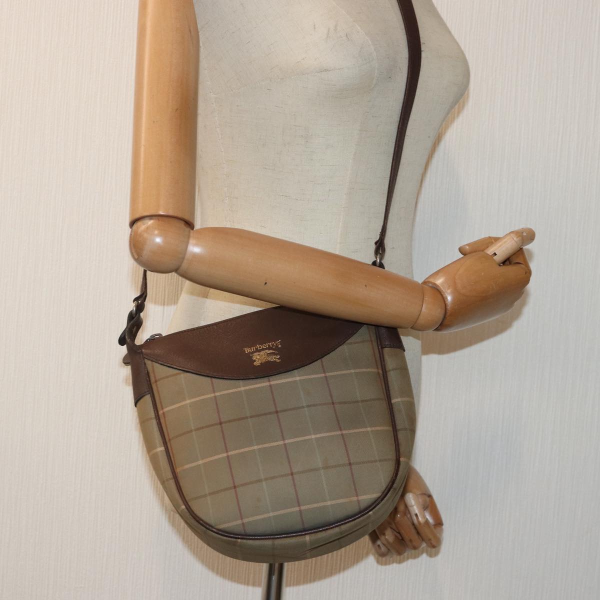 BURBERRY Nova Check Shoulder Bag