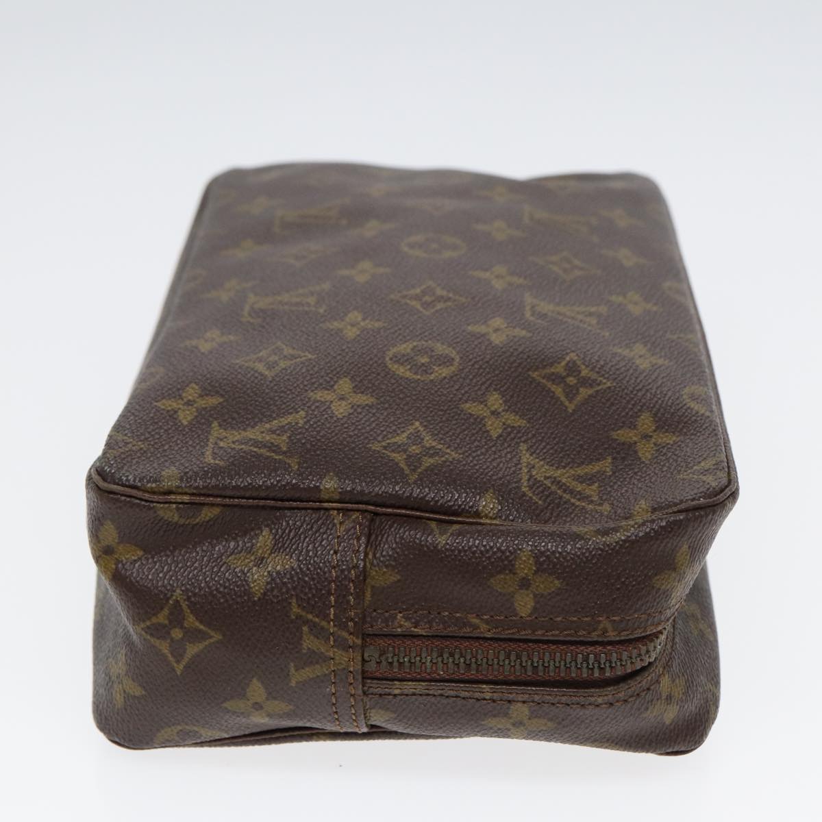 LOUIS VUITTON Trousse de Toilette Clutch Bag