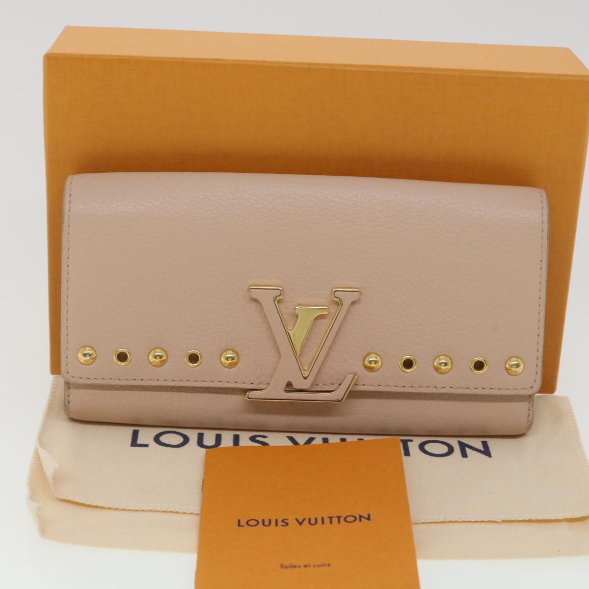 Louis Vuitton Pink Leather Capucines wallet accessories