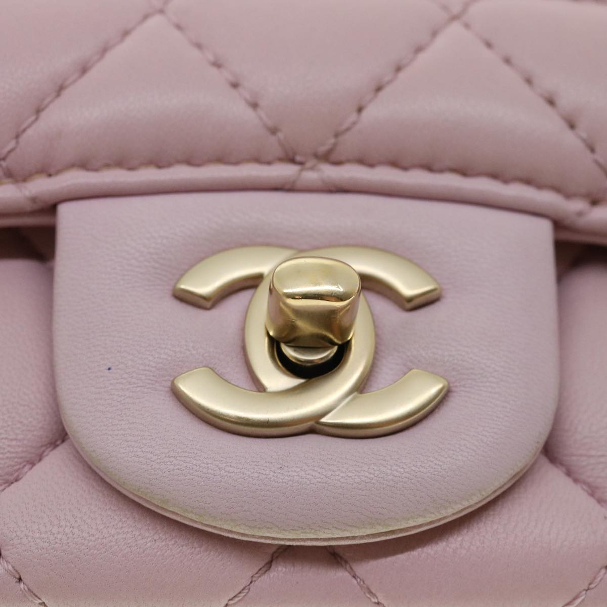 Chanel Matelassé