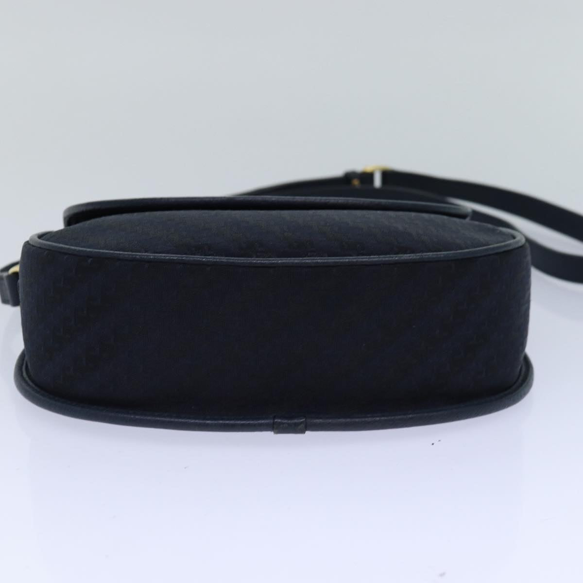 GUCCI G Logo Shoulder Bag