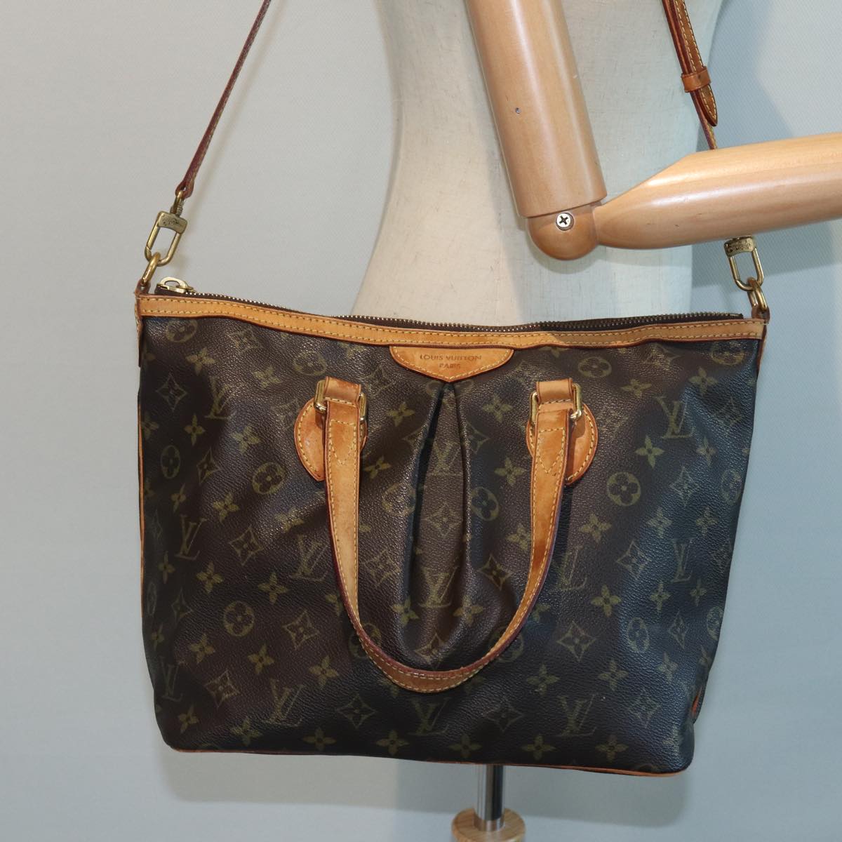 LOUIS VUITTON Palermo Tote