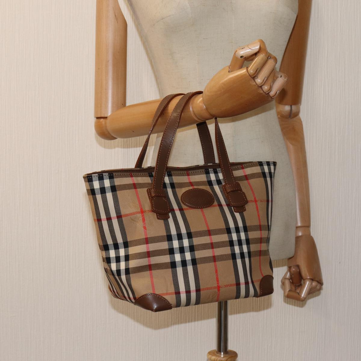 BURBERRY Nova Check Handbag