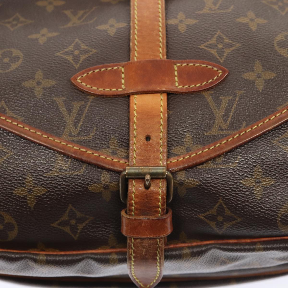 LOUIS VUITTON Saumur Shoulder Bag