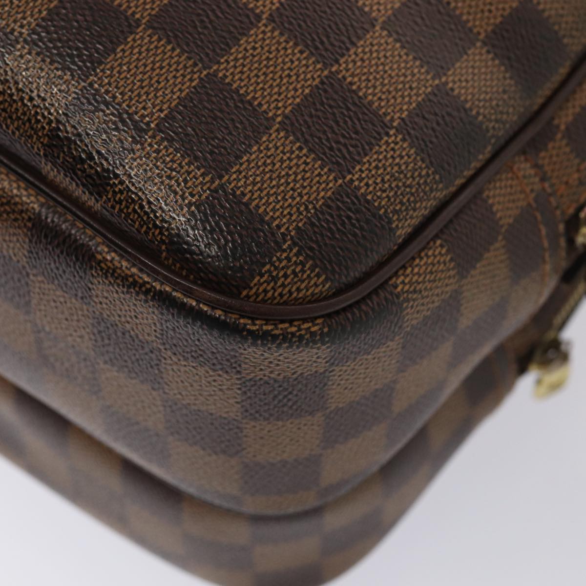 LOUIS VUITTON Reporter Shoulder Bag