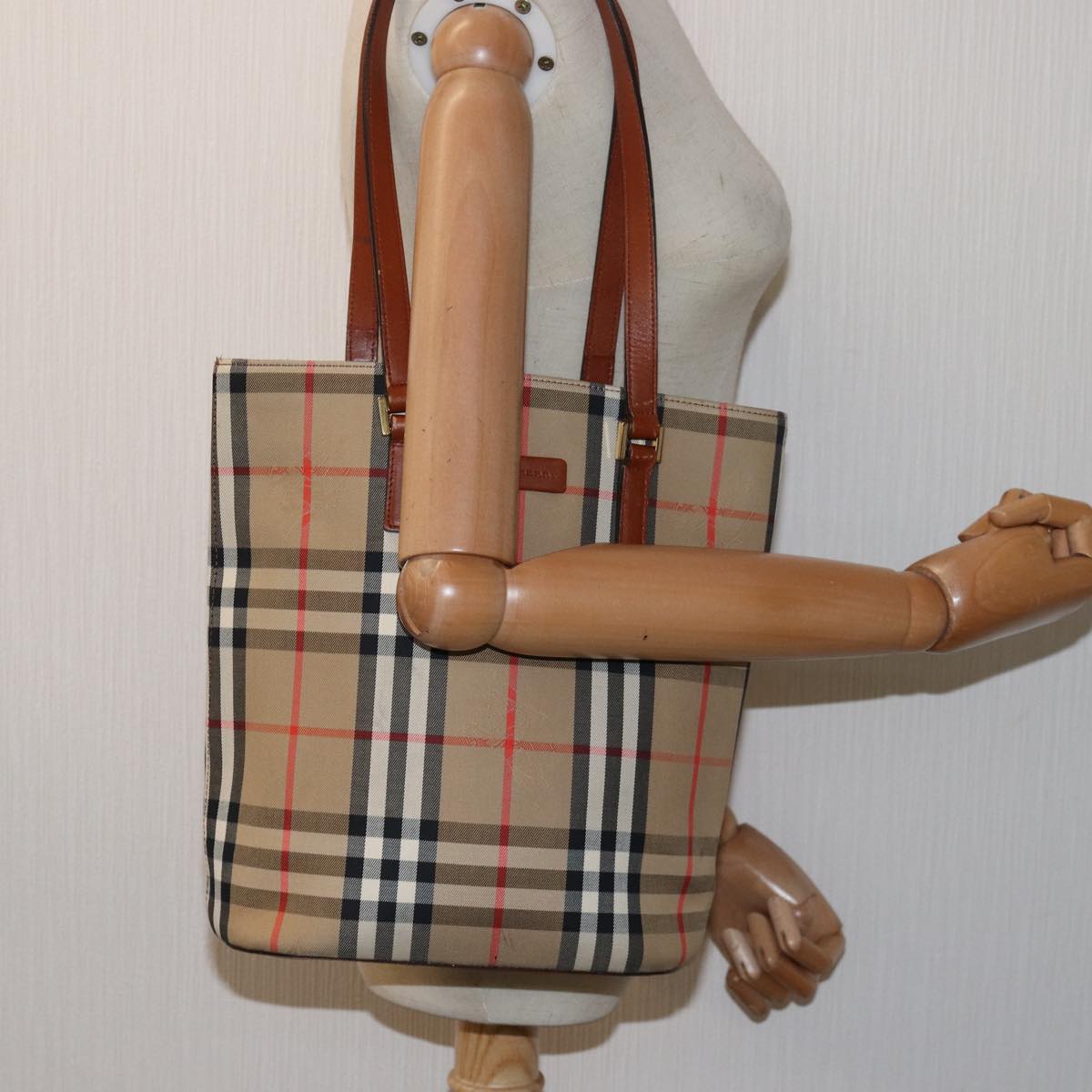 BURBERRY Nova Check Tote