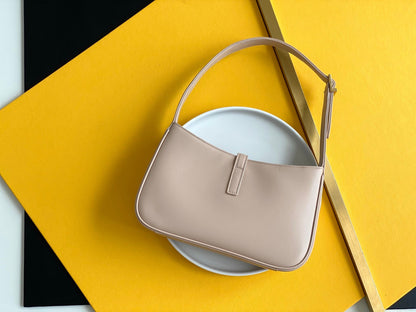 Yves Saint Laurent  Hobo Bag Light Ivoire