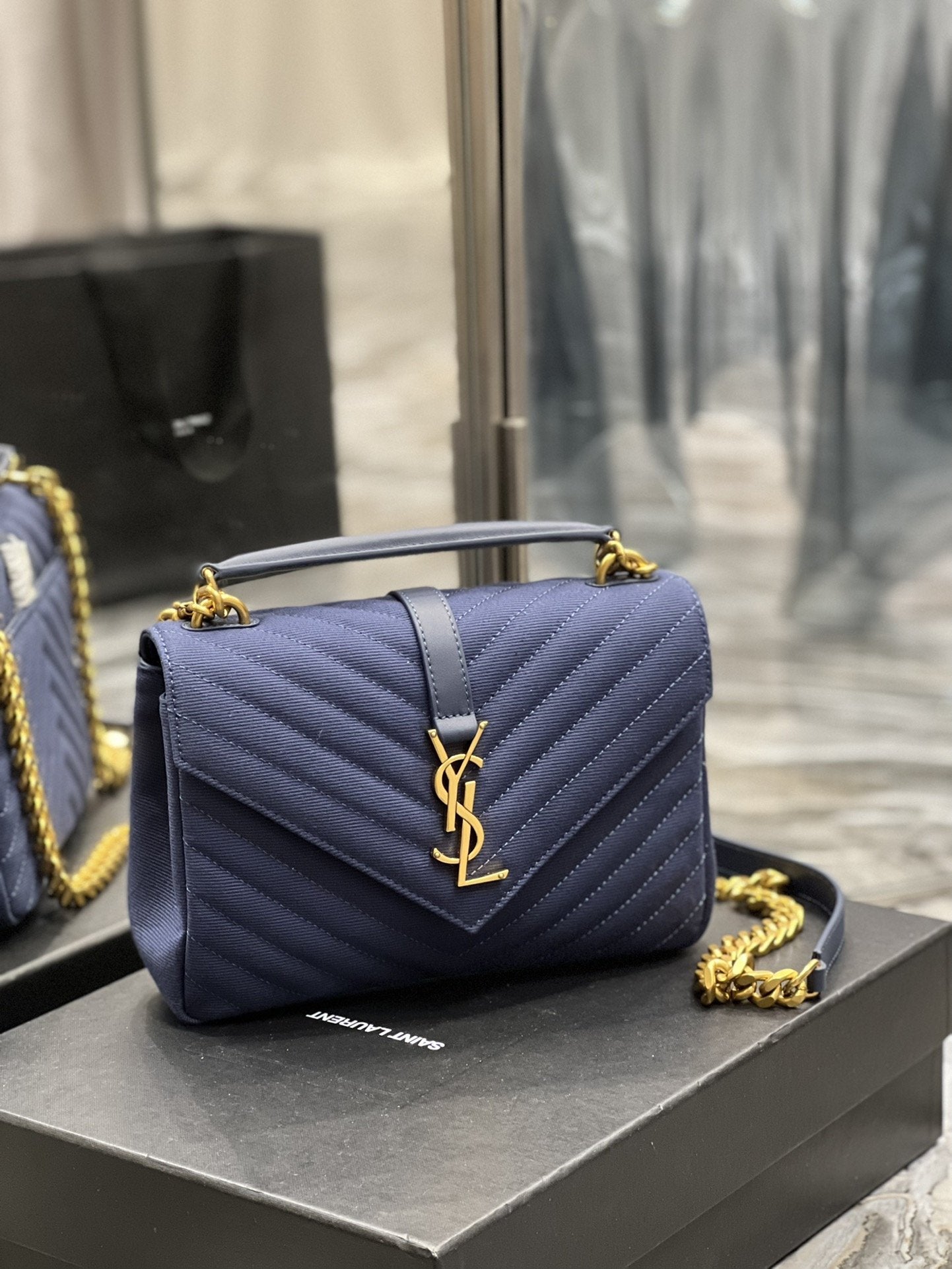 Yves Saint Laurent Envelope Medium Bag Marine