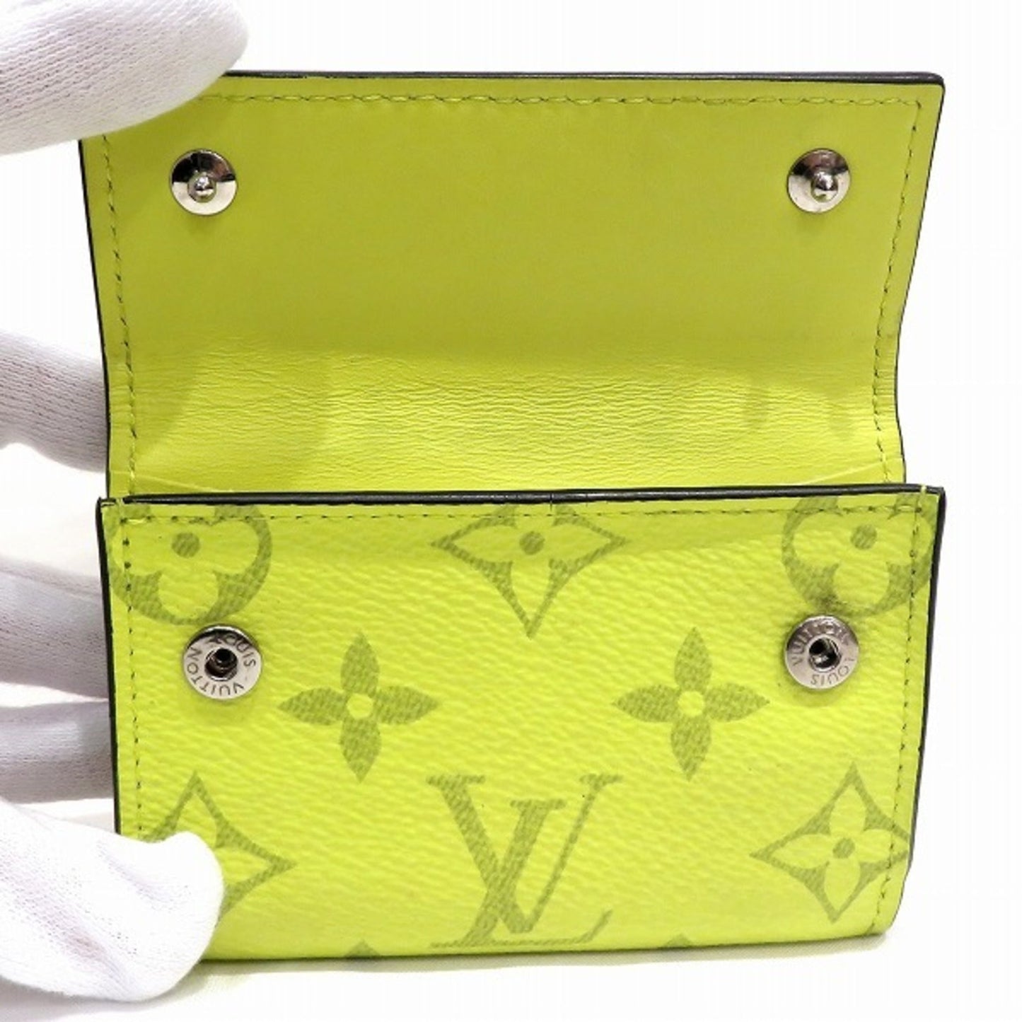 LOUIS VUITTON Taigarama Discovery Compact Wallet M67629 Trifold Unisex