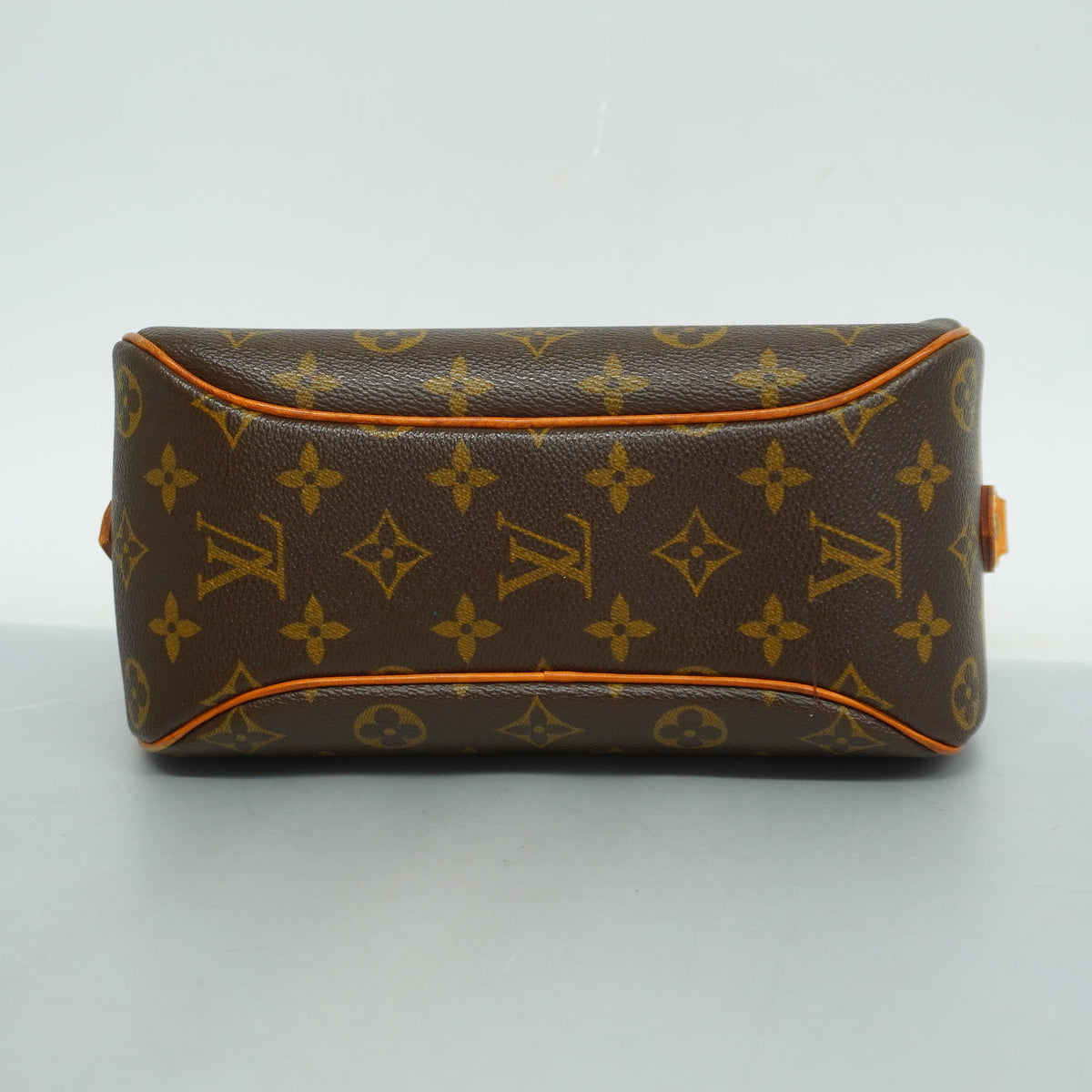 Louis VuittonAuth  Monogram Blower M51221 Women's Shoulder Bag
