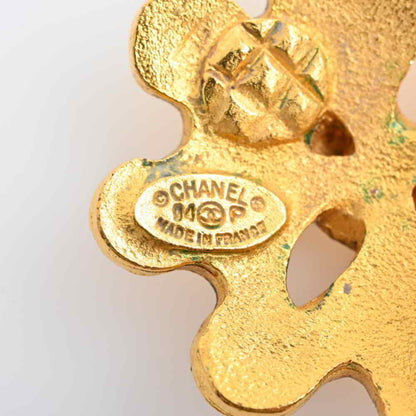 Chanel here mark earrings gold metal