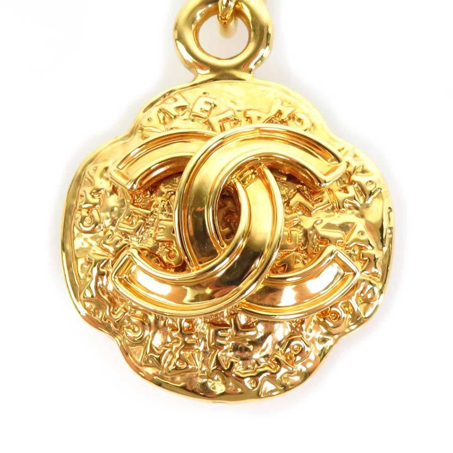 CHANEL charm here mark metal gold unisex