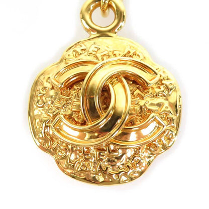 CHANEL charm here mark metal gold unisex