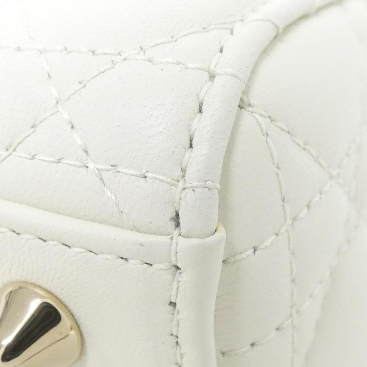 Christian Dior White Leather Handbag ()
