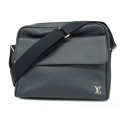 Louis VuittonAuth  Taiga Alex Messenger M30261 Men's Shoulder Bag Navy Blue