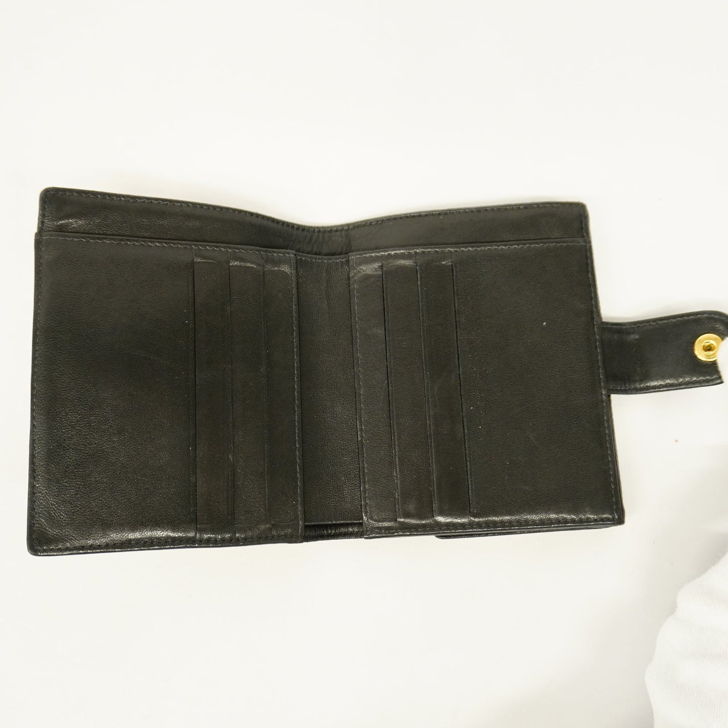Chanel[3cc2369] Auth  wallet caviar skin black gold metal